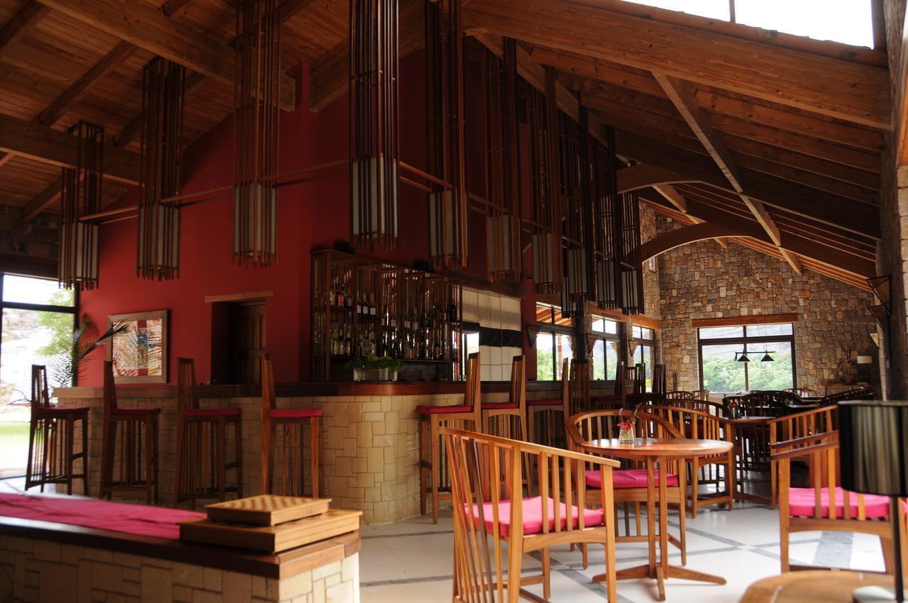 Le Jardin Du Roy Hotel Ranohira ภายนอก รูปภาพ