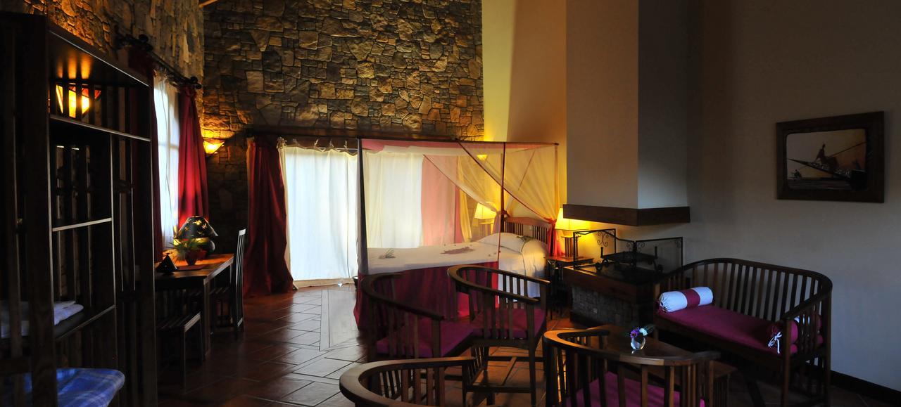 Le Jardin Du Roy Hotel Ranohira ภายนอก รูปภาพ