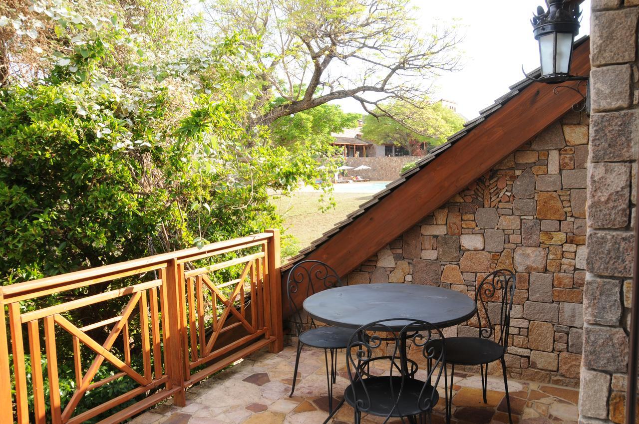 Le Jardin Du Roy Hotel Ranohira ภายนอก รูปภาพ