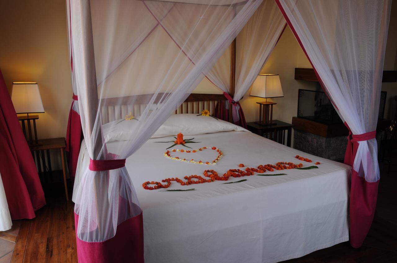 Le Jardin Du Roy Hotel Ranohira ภายนอก รูปภาพ